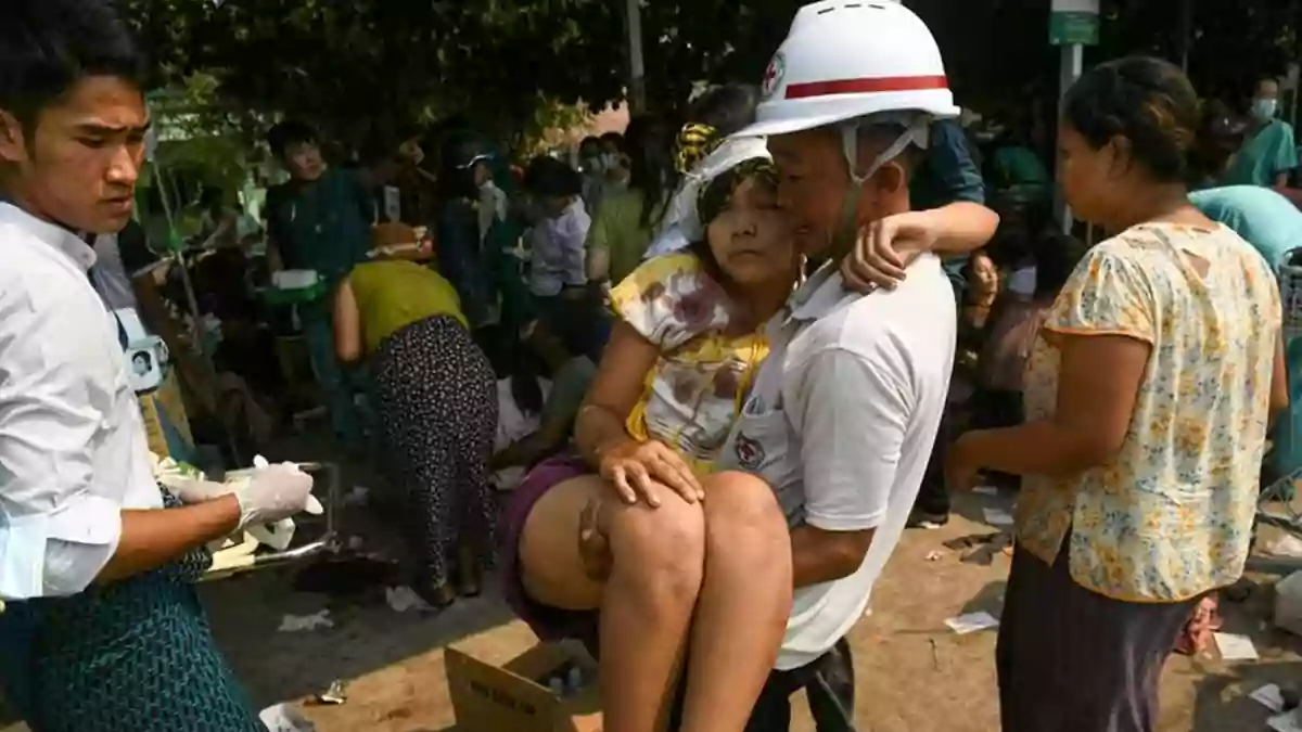 earthquake myanmar dead