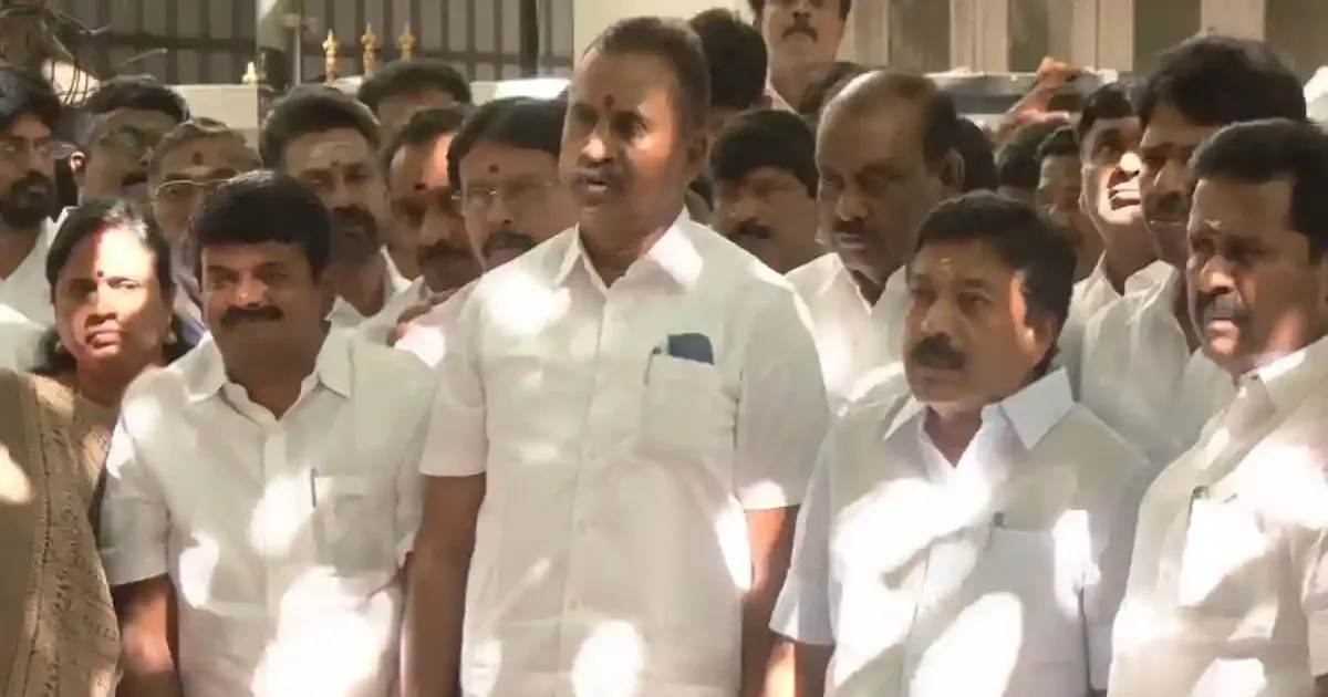 திமுக ஆதரவோடு பழனிசாமி முதல்வராக தேர்வு செய்யவிருப்பதாக கூறினார் -சி.வி.சண்முகம்!