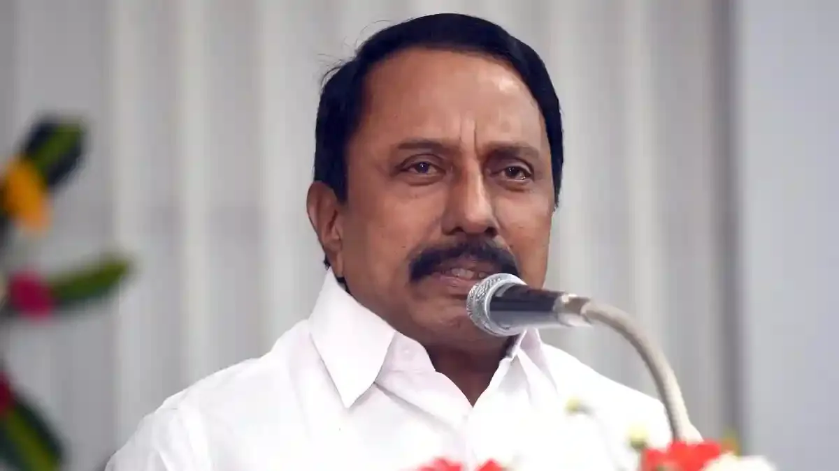 மாணவர்கள் இனி கல்வி நிறுவனங்களிலேயே சான்றிதழ்களைப் பெறலாம் அமைச்சர் செங்கோட்டையன்!   