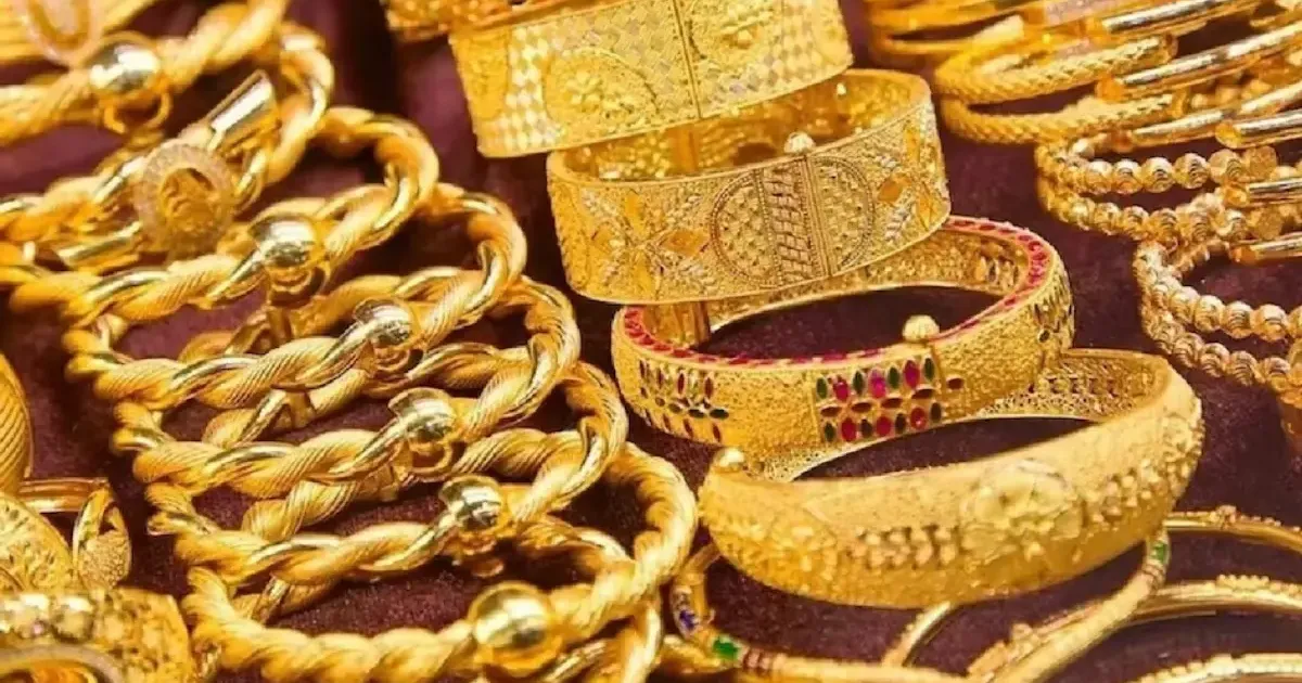நகைப்பிரியர்களுக்கு குட் நியூஸ்! ஒரே நாளில் ரூ.2,160 குறைந்த தங்கம் விலை!